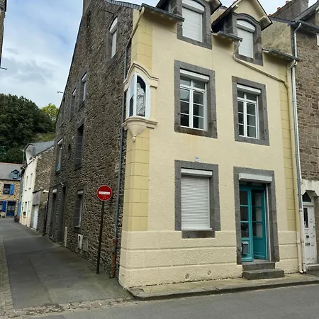 T2 Rez-De-Chaussee, Le Victor Hugo Cancale Exterior photo
